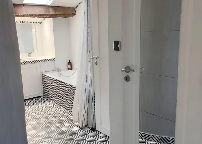 La Tropezienne - Avec Terrasse